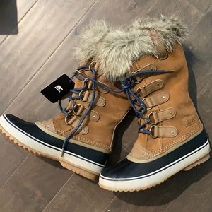 Brand new Sorel boots